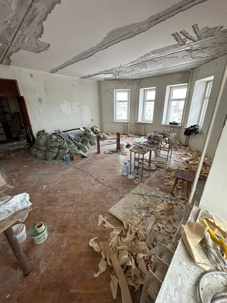 Момент для истории демонтаж в моем будущем доме…